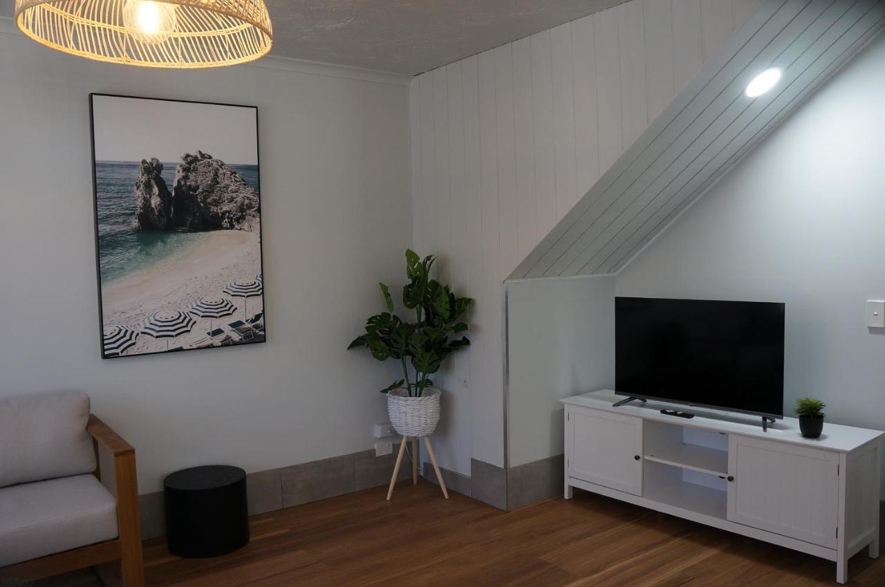 وارنامبول Waves Motel And Apartments المظهر الخارجي الصورة