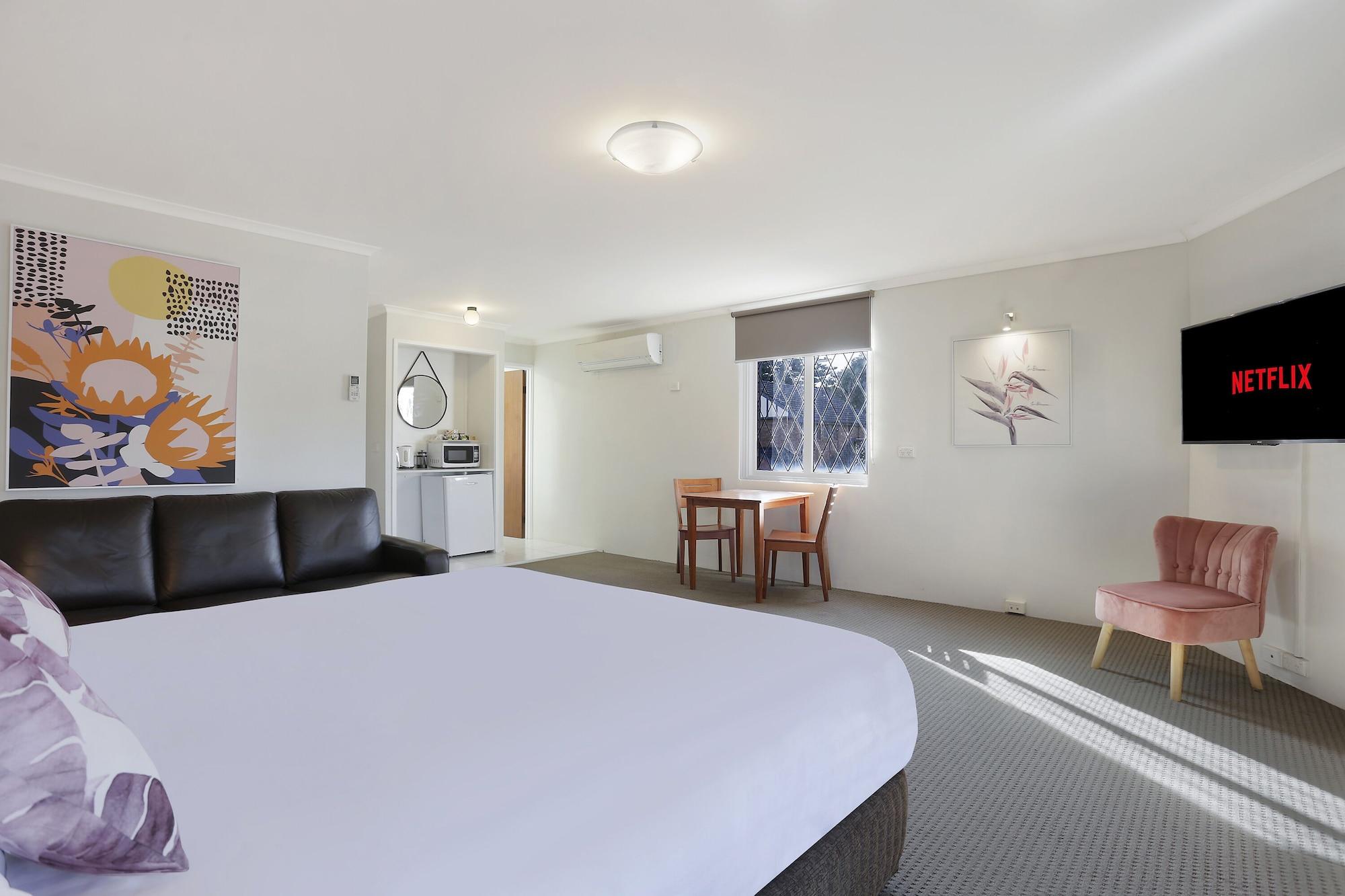 وارنامبول Waves Motel And Apartments المظهر الخارجي الصورة