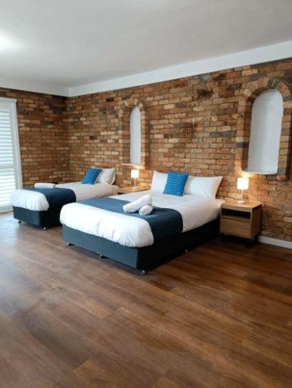 وارنامبول Waves Motel And Apartments المظهر الخارجي الصورة